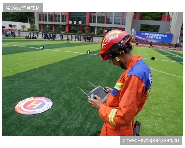 布坎南的边路爆破力是关键，但需科学管理其在高温下的体能输出。